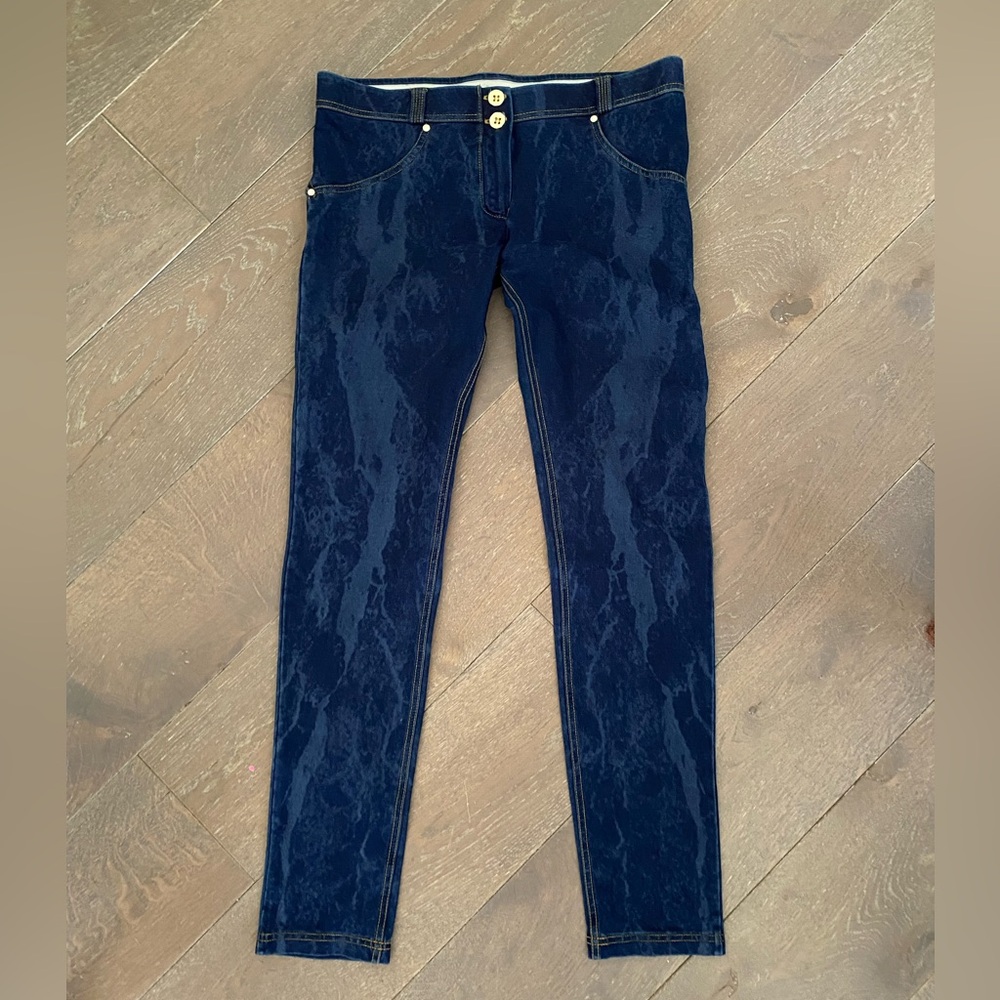 Freddy  WR.UP Blue stonewash Denim shaping pants. - Picture 7 of 7